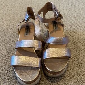 Steve Madden Women's Metallic Sandals